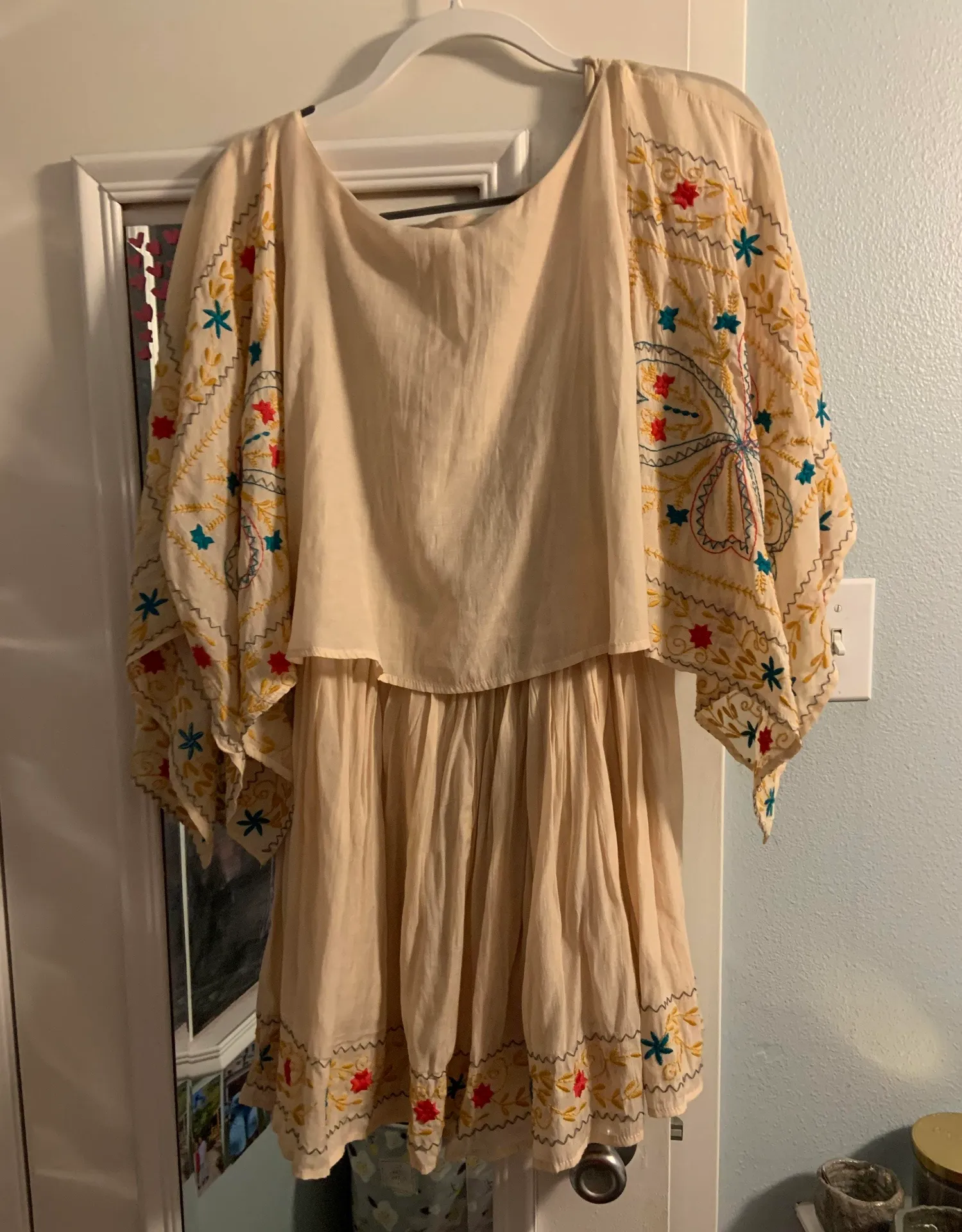 easel embroidered flowy dress - Image 3