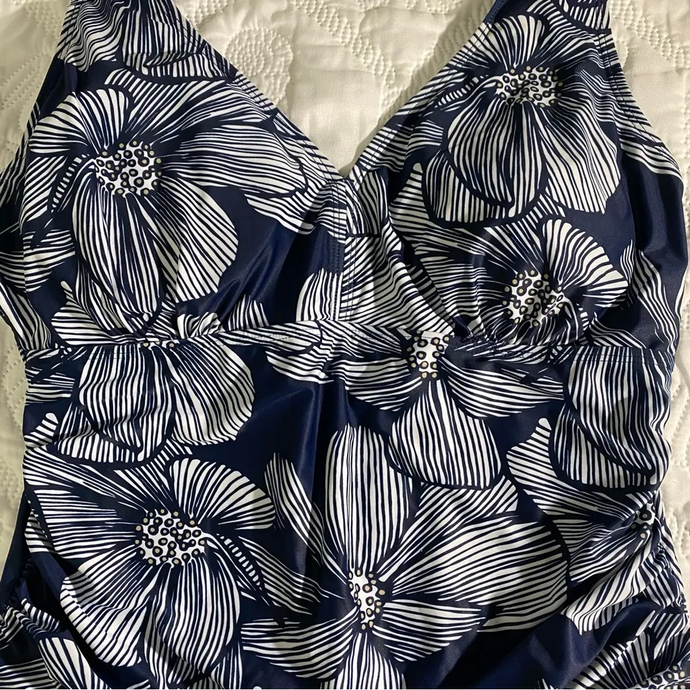 Summer Mae Women’s Plus Size Floral Swimdress one piece Swimsuit XXL - Image 11