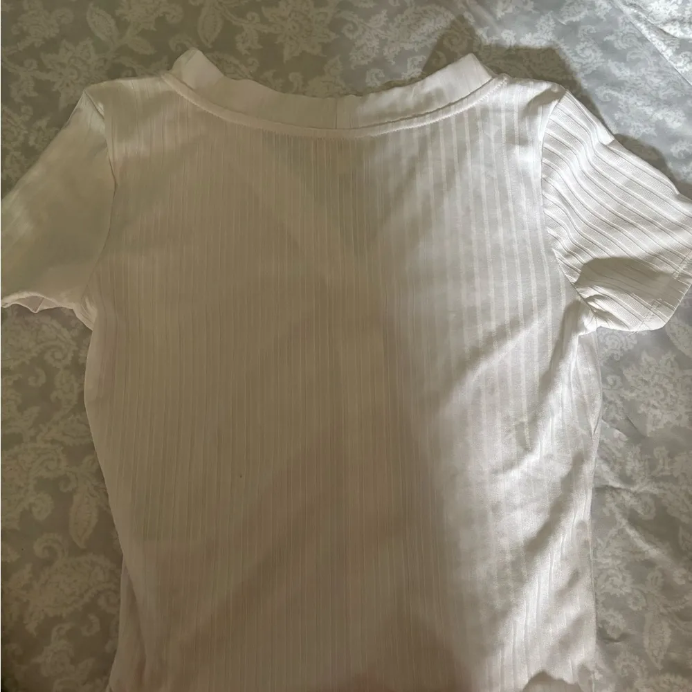 Love J White Button-Up Crop Top - Image 3