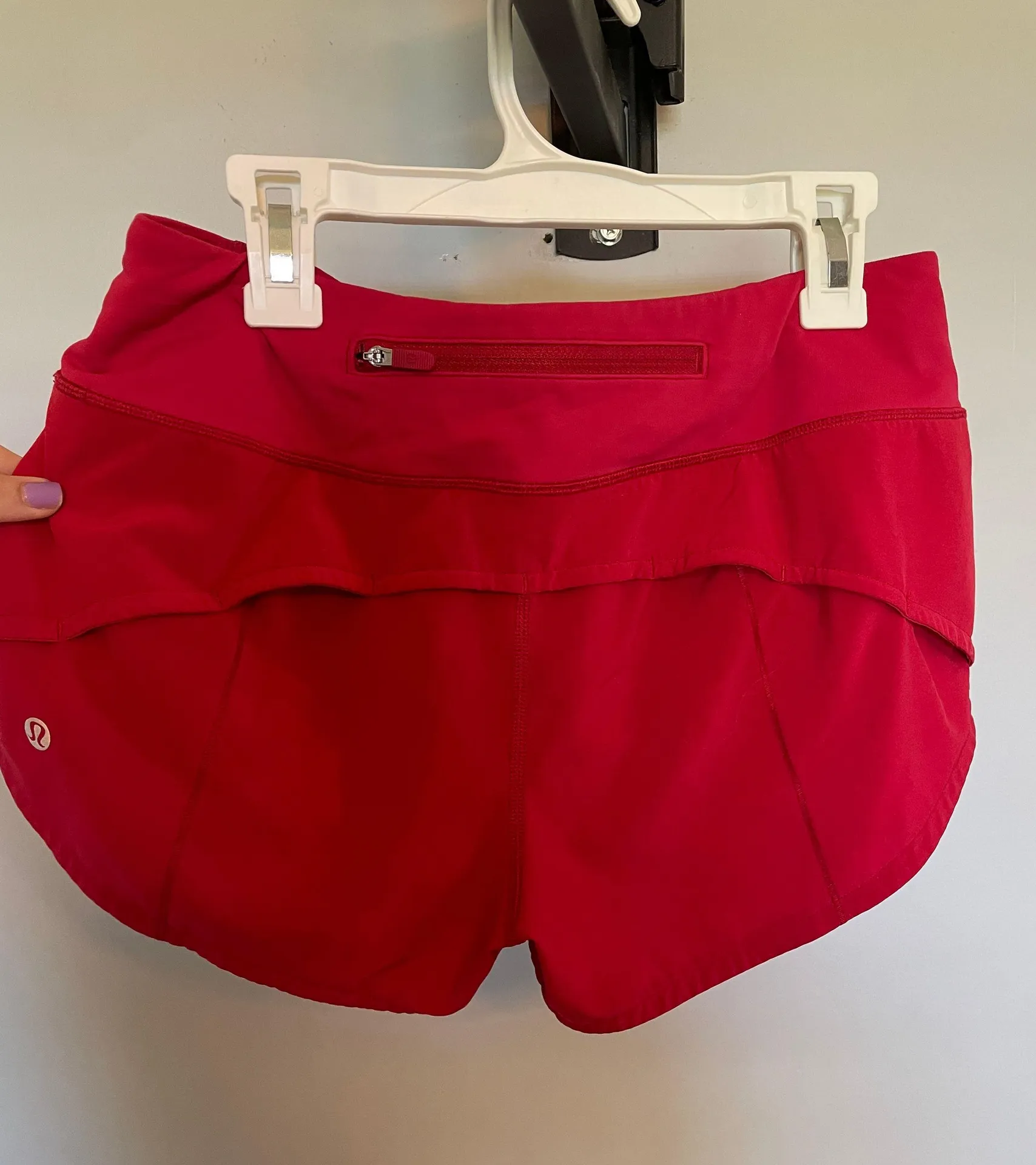Lululemon shorts size 4 - Image 3