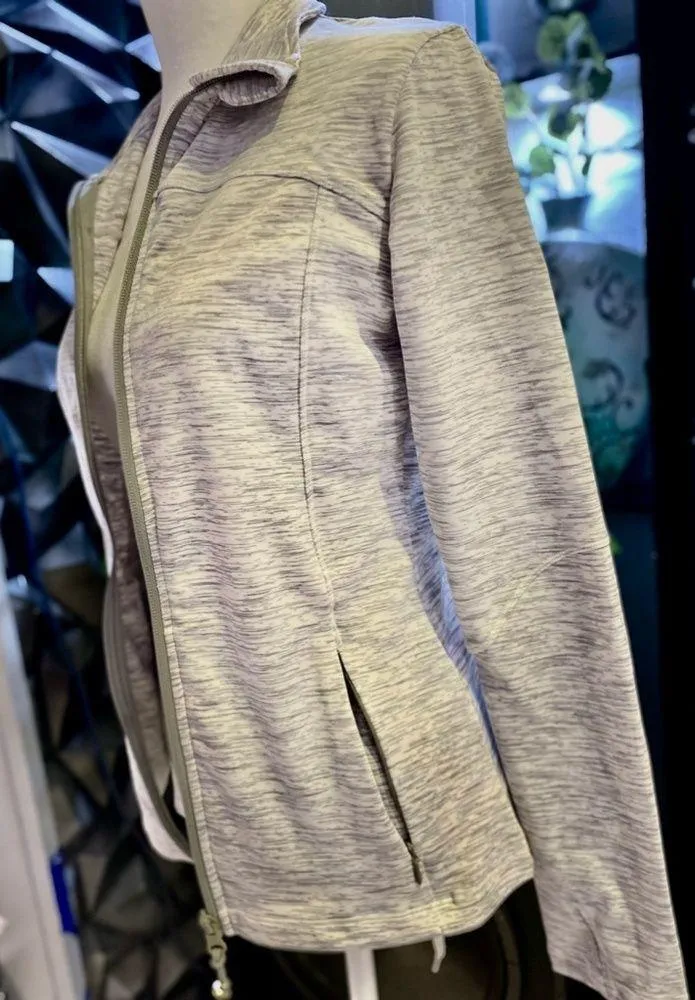 NWOT Women’s Track Jacket Size:S Grey & White Long Sleeves Gray - Image 4