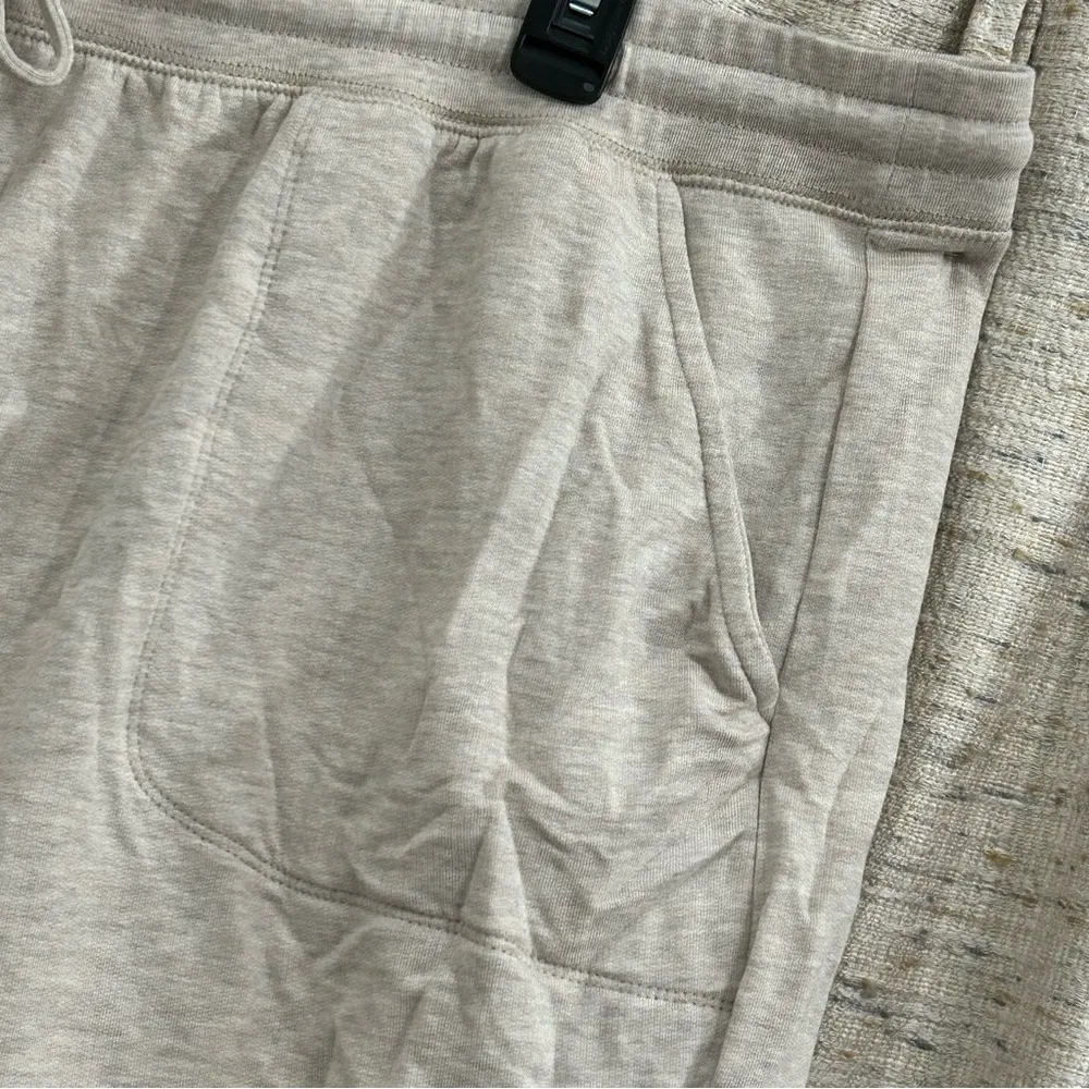 Dream Fleece Relaxed Lounge Short in Cream - 4X - Image 2