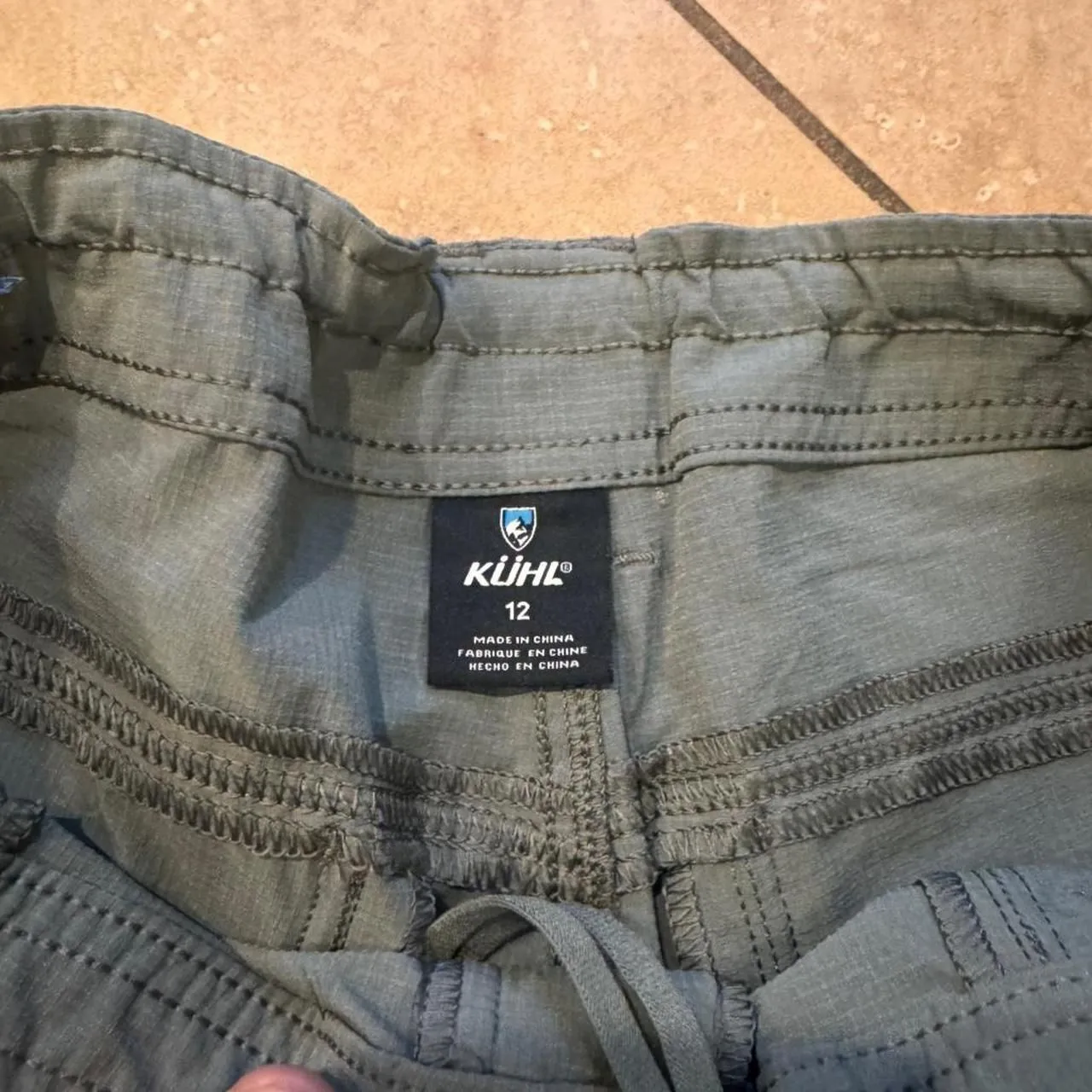 Kuhl Women's Grey and Blue Shorts Gray Size 12 - Image 2