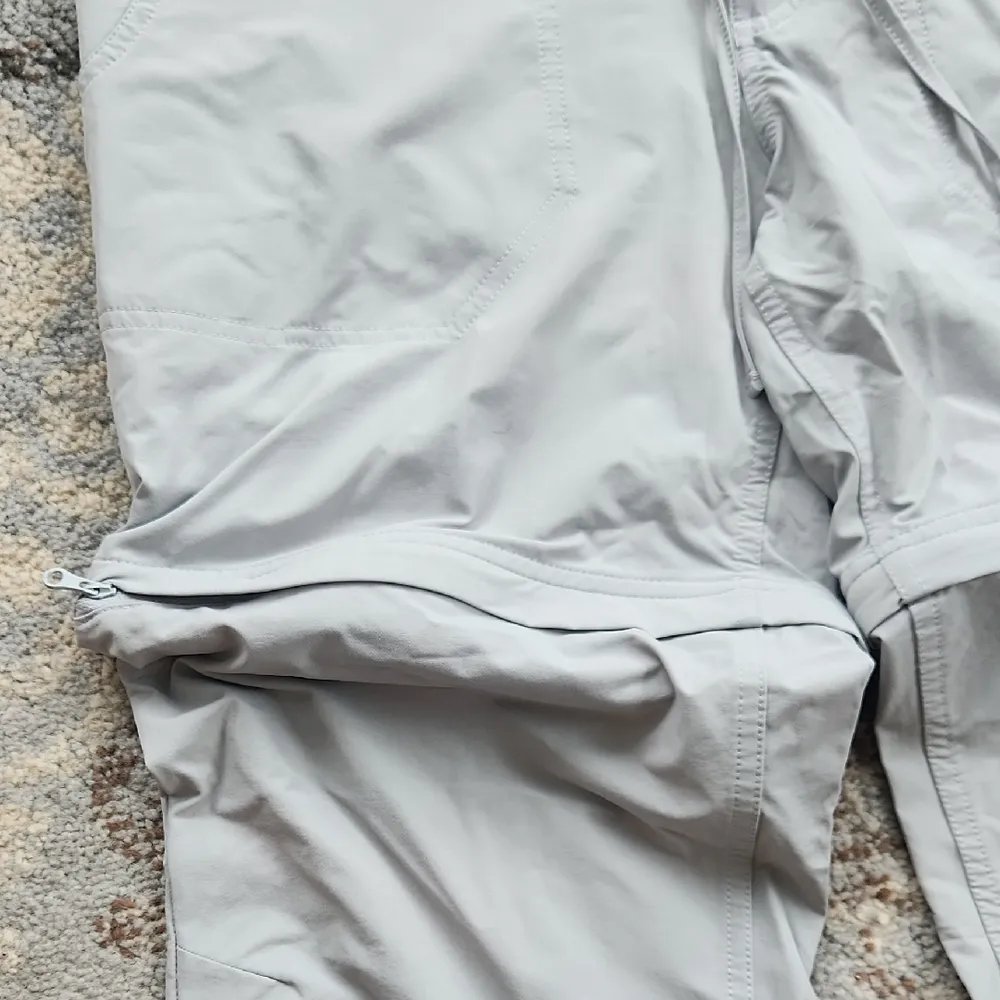 Mountain Hardwear Convertible Lightweight Hiking Pants Gray 14/46 - Image 5