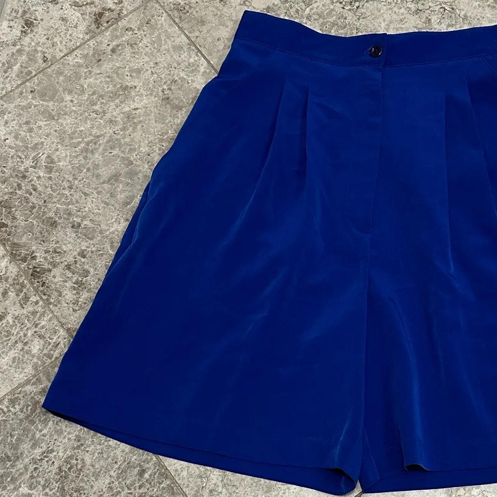 Vintage Dana Lee High Waist Pleated Shorts Size 10 Microfiber 90’s Blue USA Made - Image 4