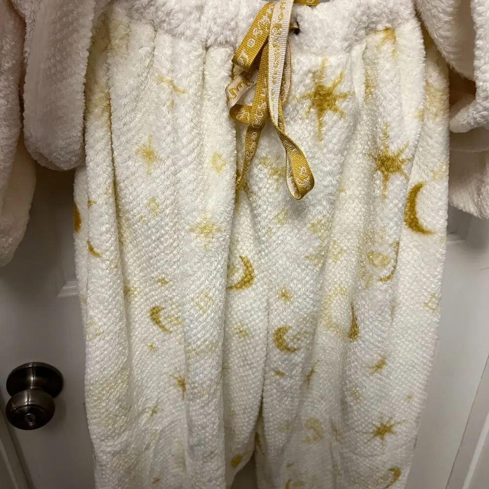 Muk Luks Cozy Star & Moon Pajamas White Size XL - Image 2