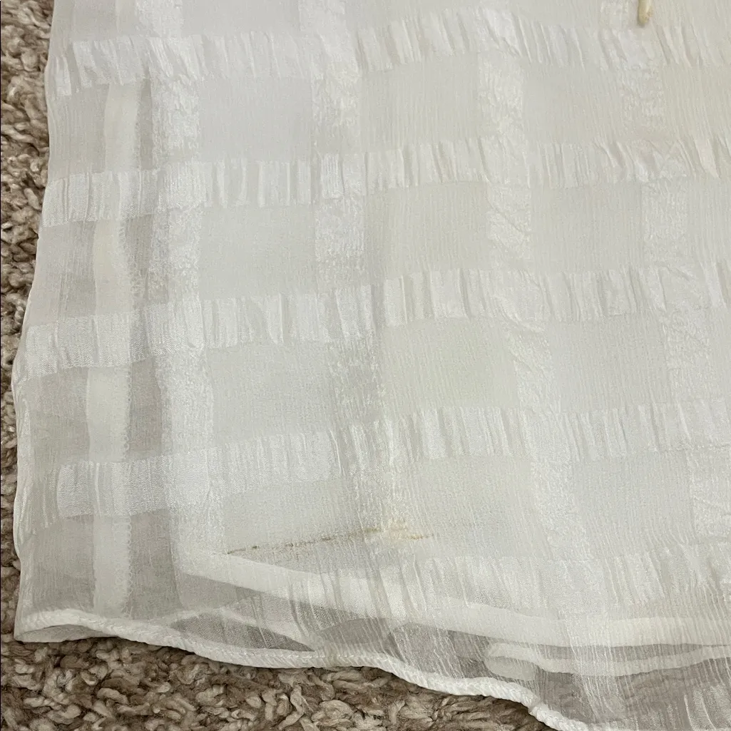 HD in Paris Anthropologie White Silk Shadow Pane V Neck Blouse Tank Top - Size 2 - Image 7