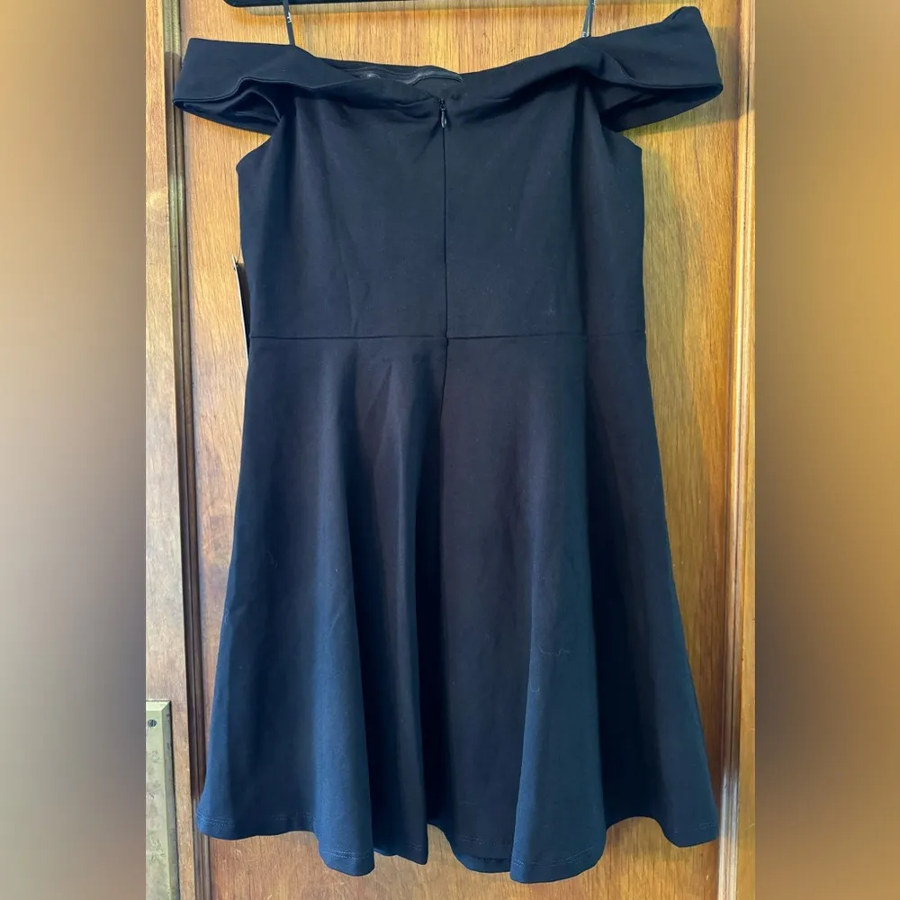 NWT Lulu’s Season of Fun Black Off - Image 4