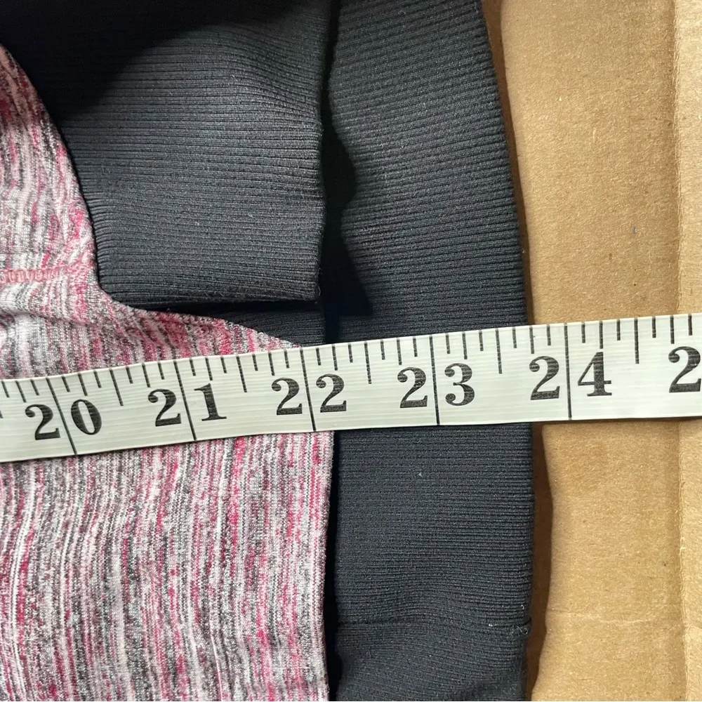 Lululemon Runderful 1/2 Zip Space Dye Camo Berry Rumble Pullover Size 4 - Image 9