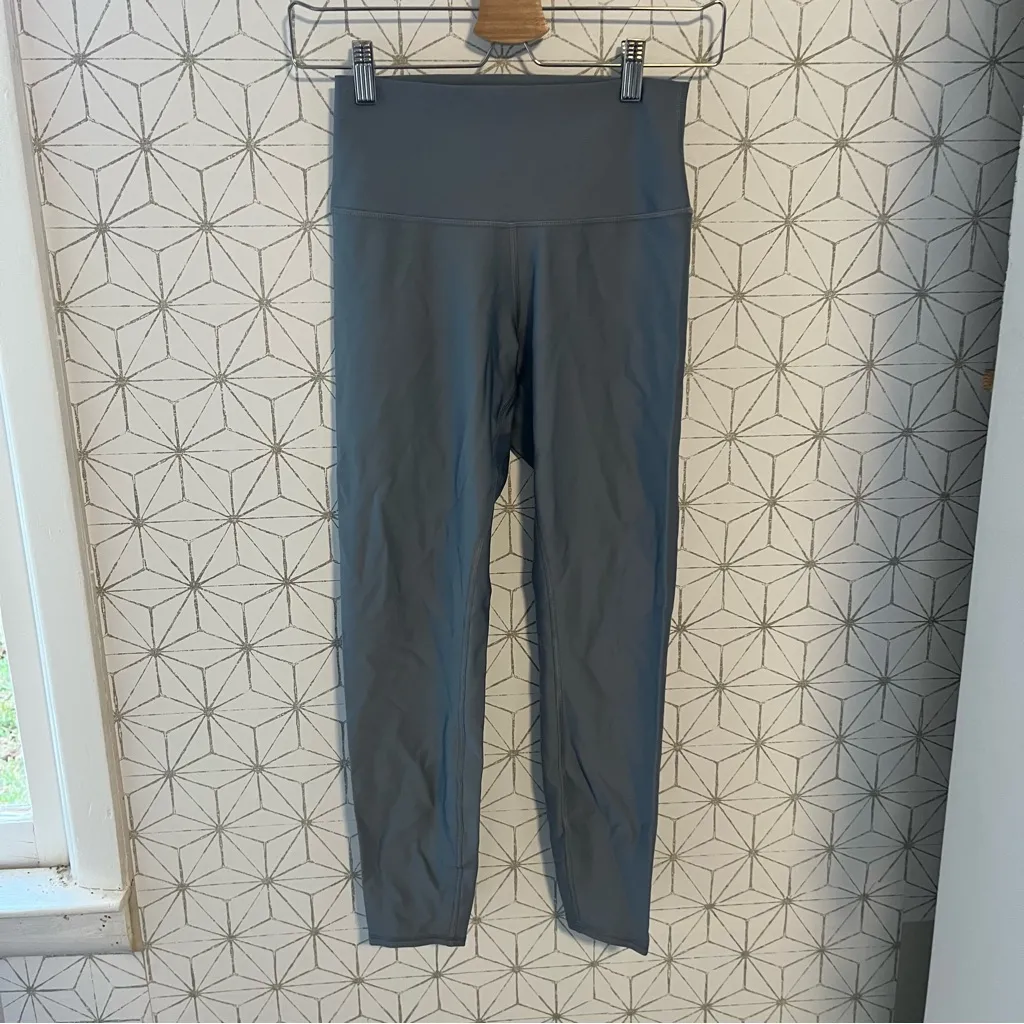 Alo Yoga Airlift Legging Gray 24.5” - Image 5