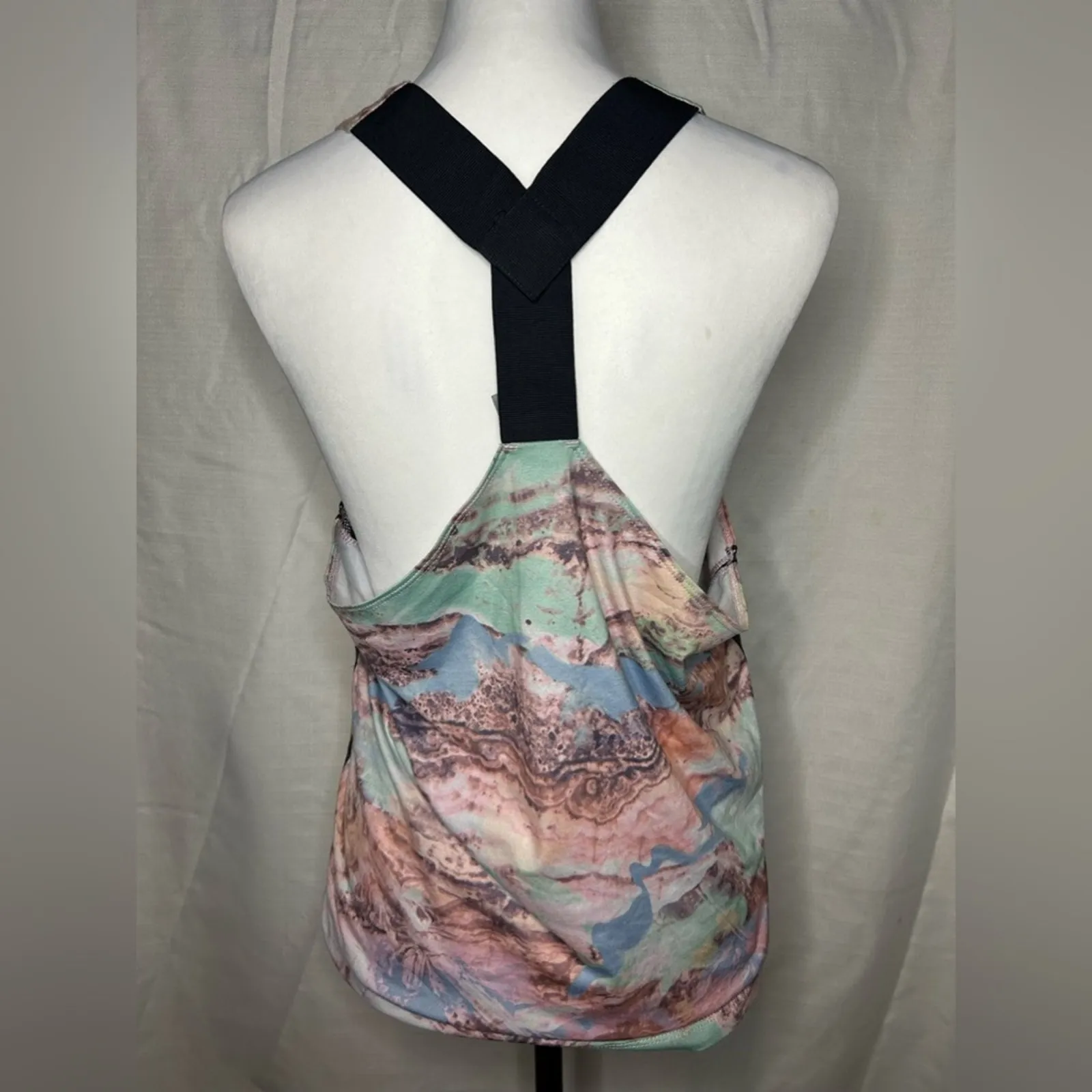 Gently Used Champion Tank Top Size Medium - Image 3