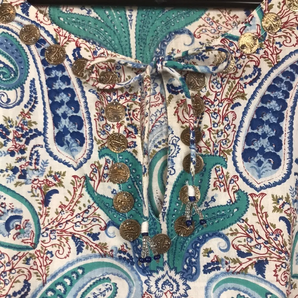 World Market Women’s Boho Floral Print Medallion Detail Side Slit Tunic Size M - Image 3