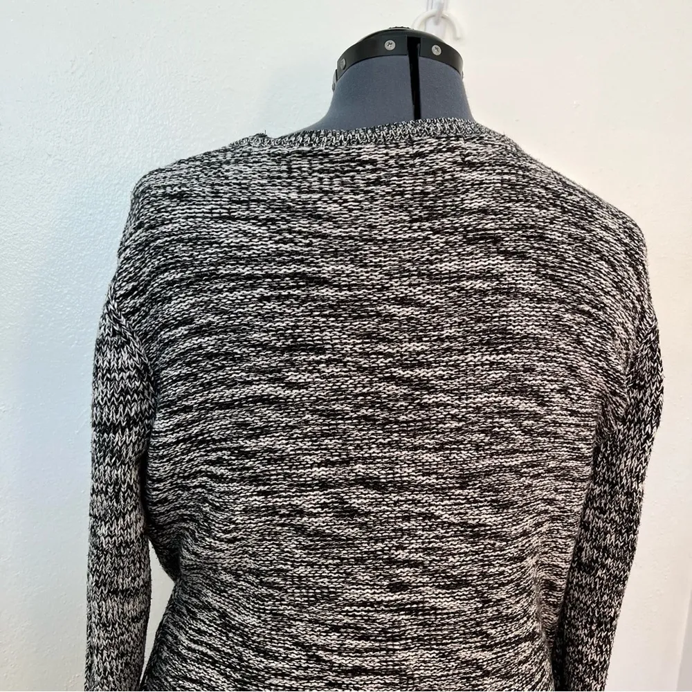 Old Navy Pullover Crewneck Sweater Black Marled - Image 10