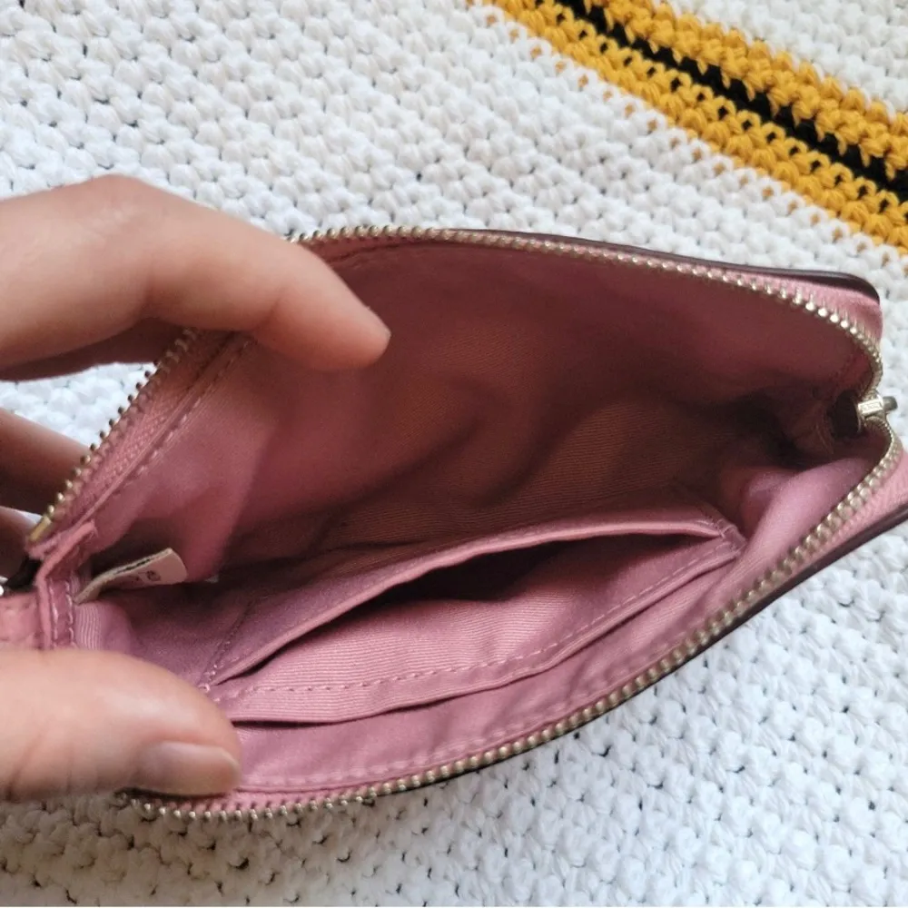 NWOT Coach Wristlet Wallet Nude Pink With Heart Print - Image 4