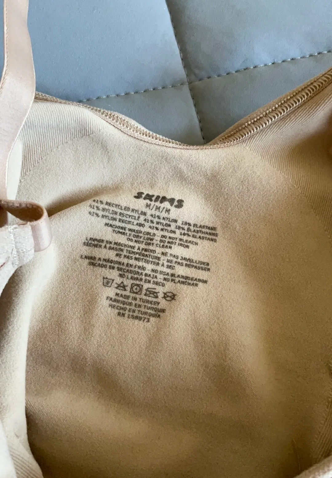 Skims thong bodysuit medium  - Image 4