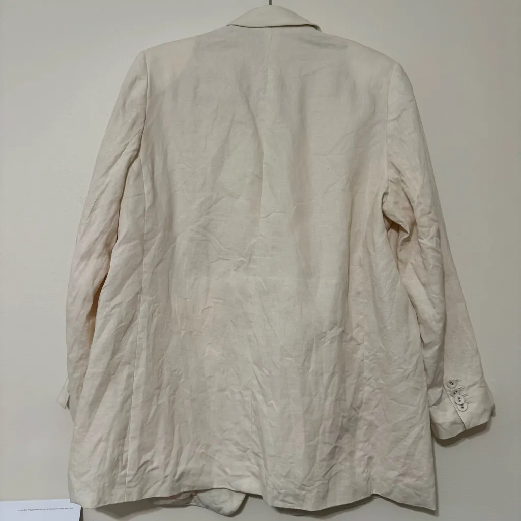 Everlane The Oversized Blazer in Linen Off-White - Image 9