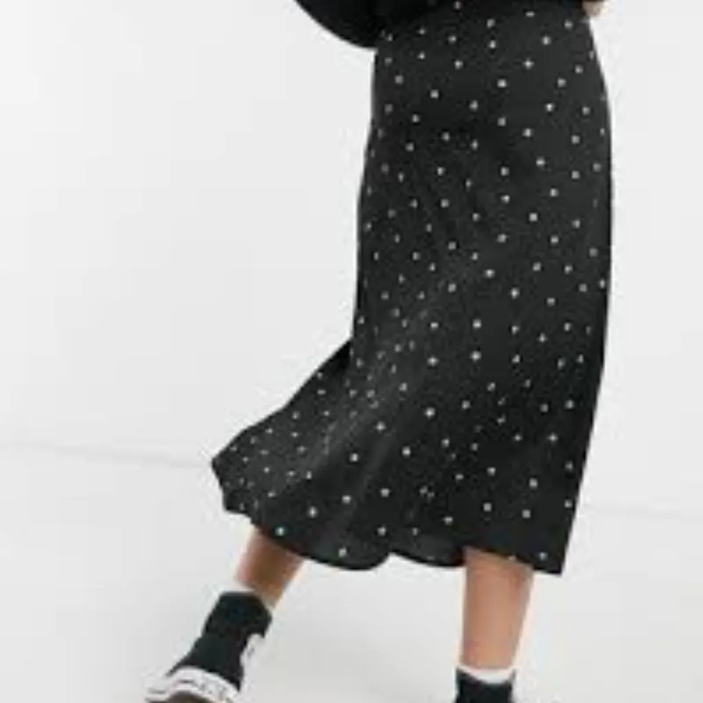 Wednesday's Girl Midmaxi Skirt With Front Split in Black Scattered Spot Small - Image 2