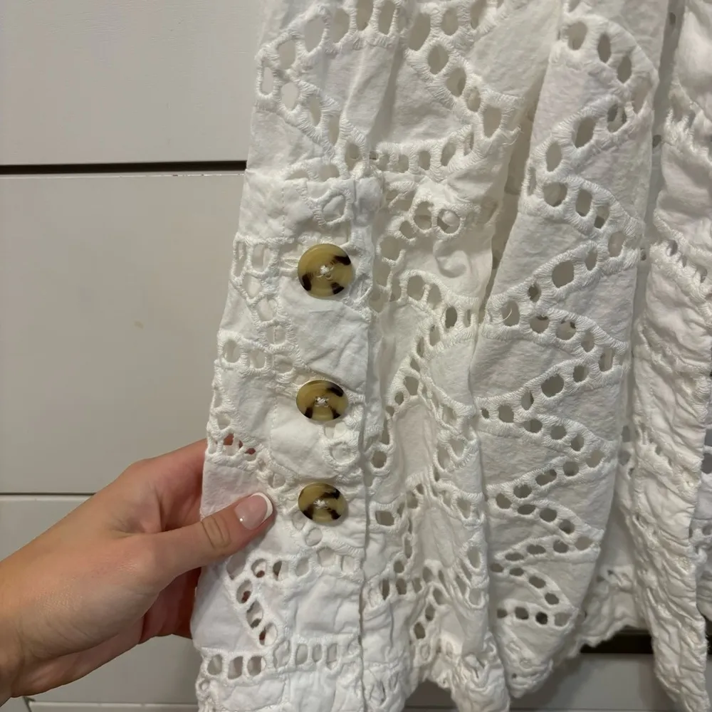 Anthropologie Flounced Eyelet Blazer - Image 4