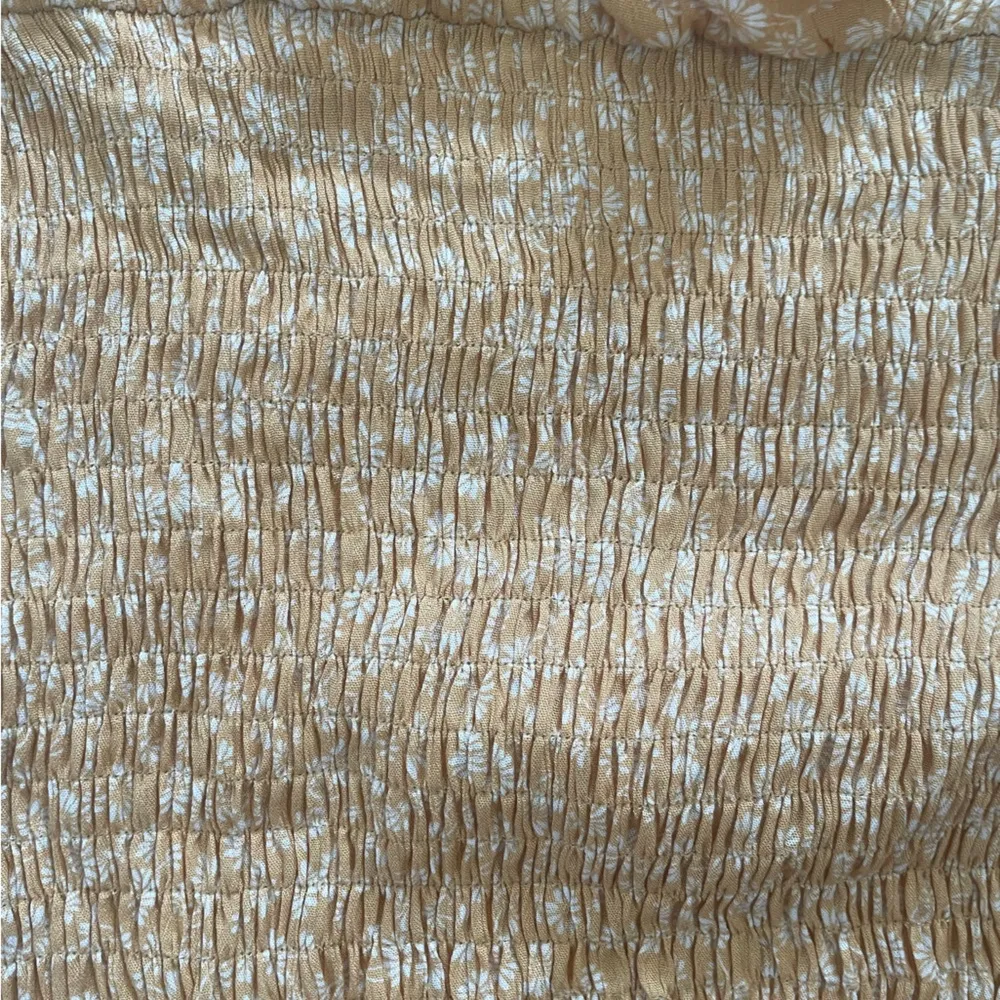 NWT Lumiere Urban Outfitters smocked mini dress yellow floral size large - Image 10