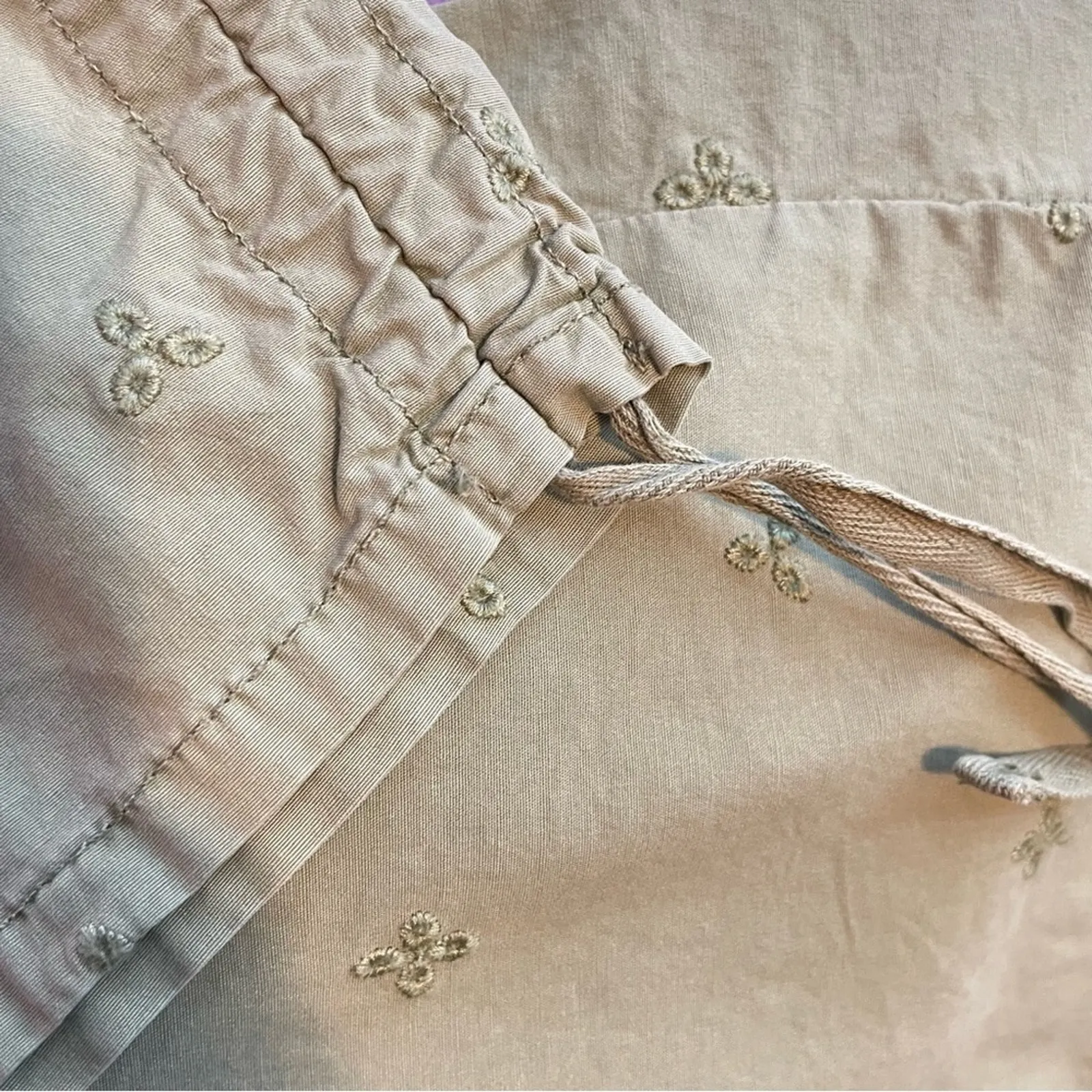 Sanctuary Surplus Olive Army Green Eyelet Cargo Cropped Utility pants 31 new - Image 8