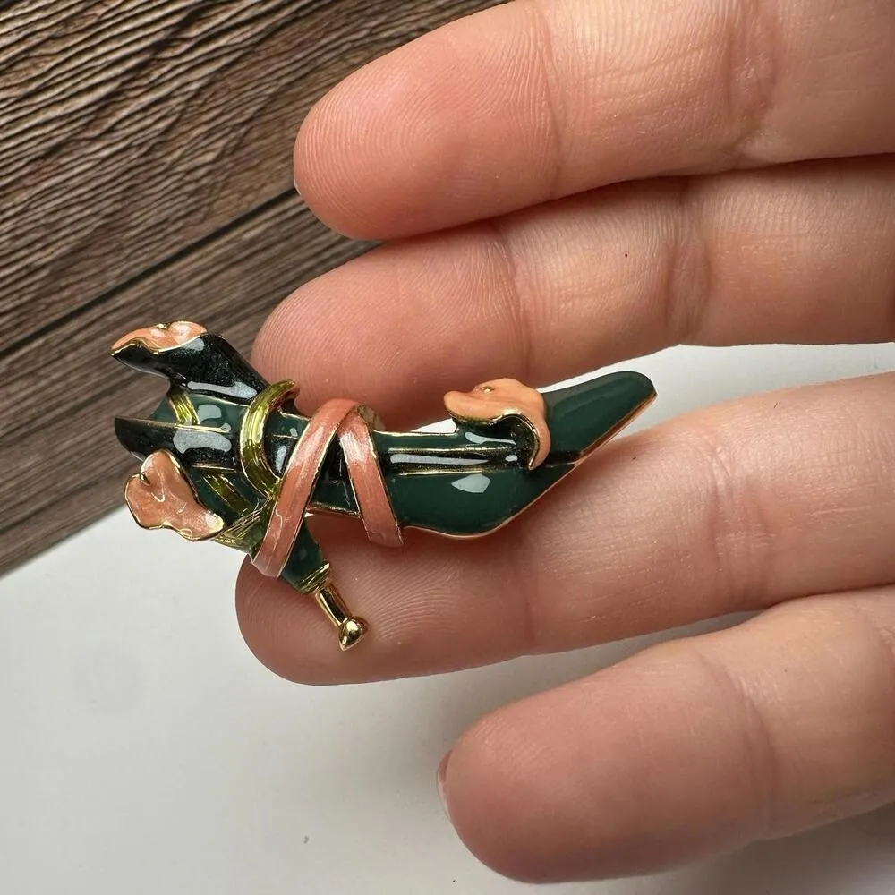 Kenneth Jay Lane KJL Green Enamel High Heel Shoe Brooch Pin Gold - Image 5