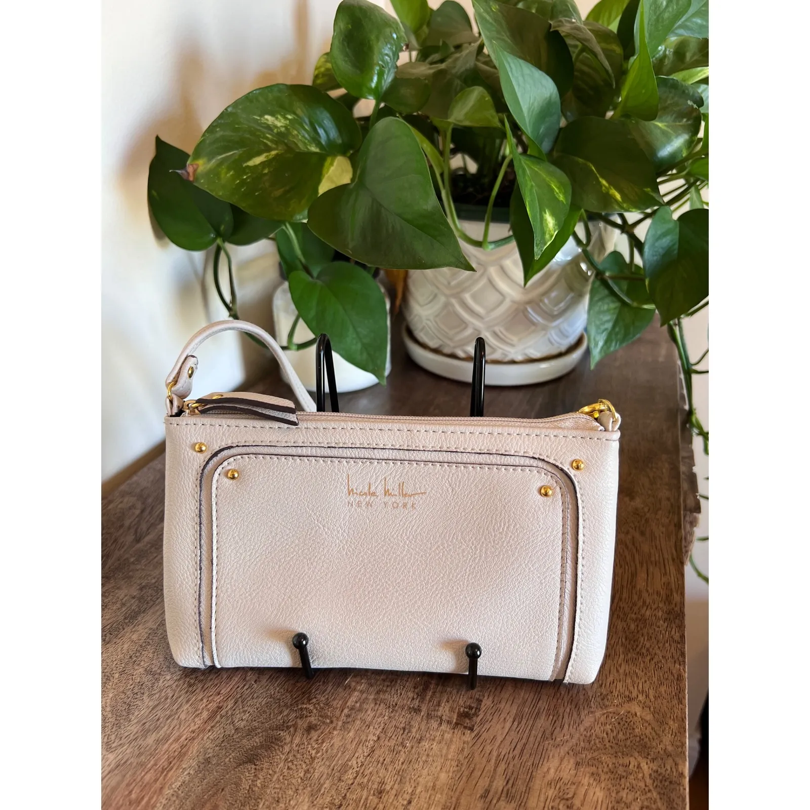 Nicole Miller‎ NY Wristlet Clutch Faux Leather Wallet Card Holder Beige - Image 6