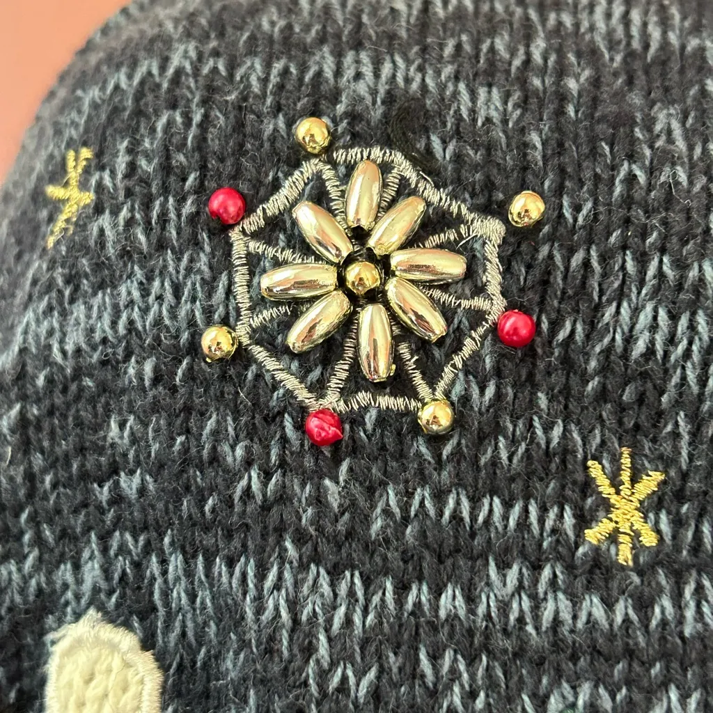 VTG 90s Y2K embroidered Santa motifs ugly Xmas sweater cardigan whimsical L Red Size L - Image 9