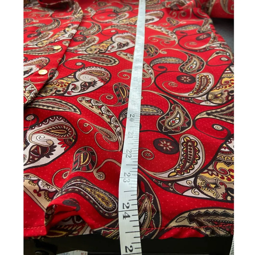 Calvin Klein Blouse Women XS Red Paisley Long Sleeve Mock V Neck Button Front - Image 3