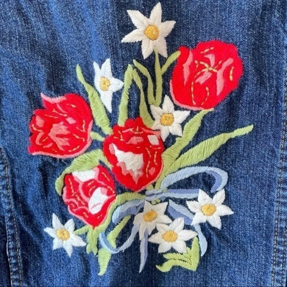 Vintage Denim Trucker Jean Jacket Floral Embroidery Cottagecore Large Flowers - Image 7