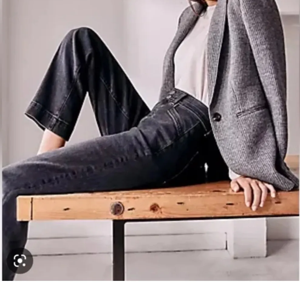 Ann Taylor‎ Black The Easy Straight High Rise Wide Leg Crop Denim Jeans - Image 3