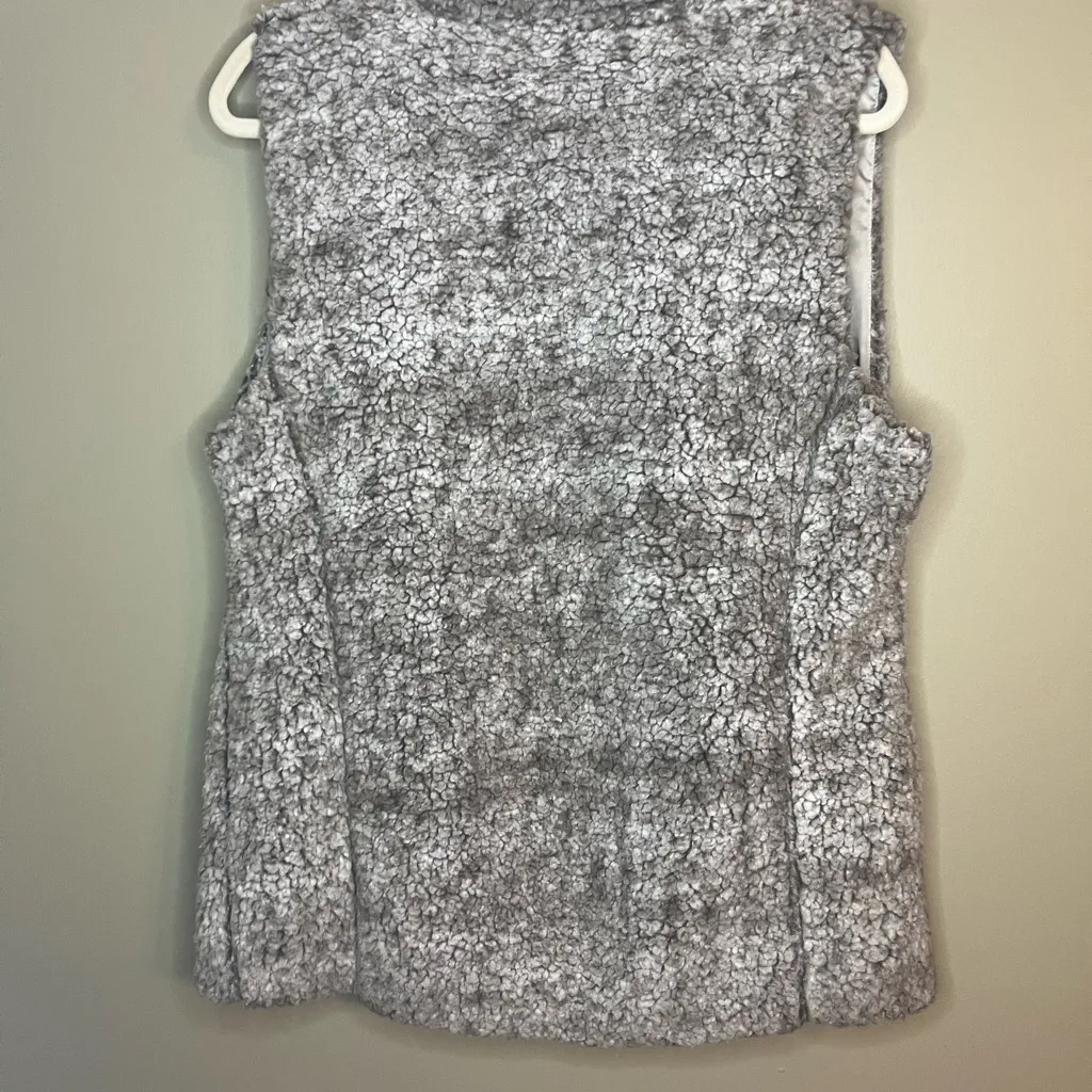 The Southern Shirt Company Women’s XL Sherpa Jacket/Vest - Image 2