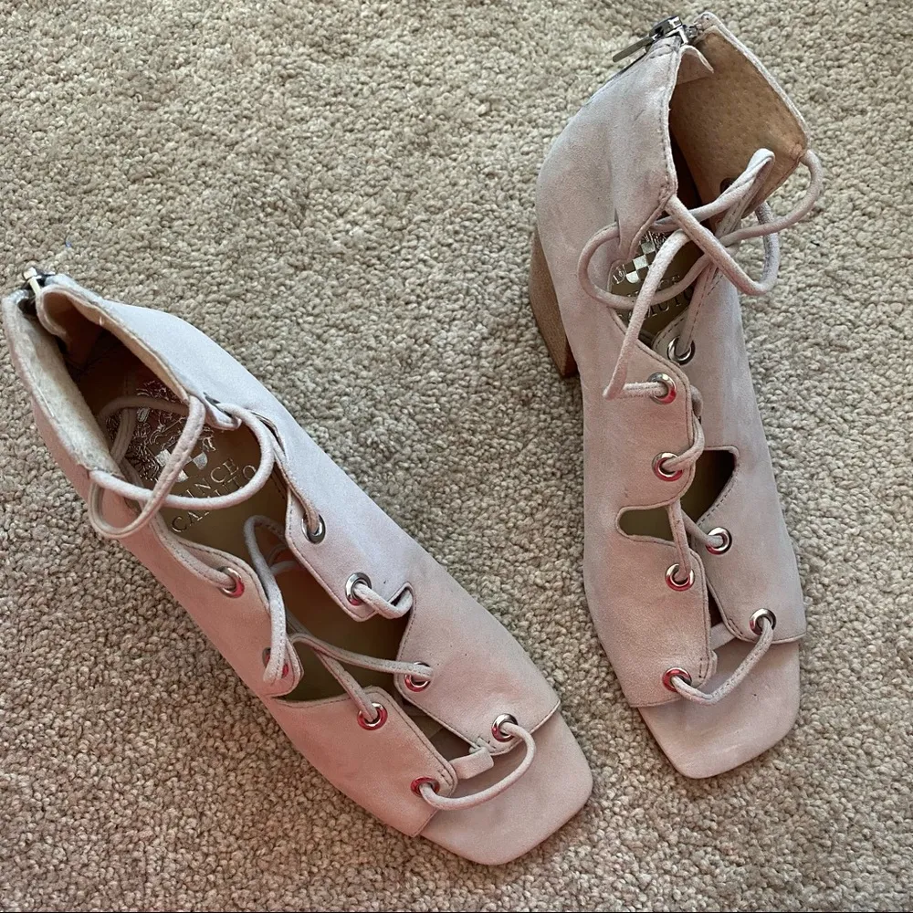 Vince Camuto  Nahara Beige Heeled Sandals Size 7.5 - Image 5