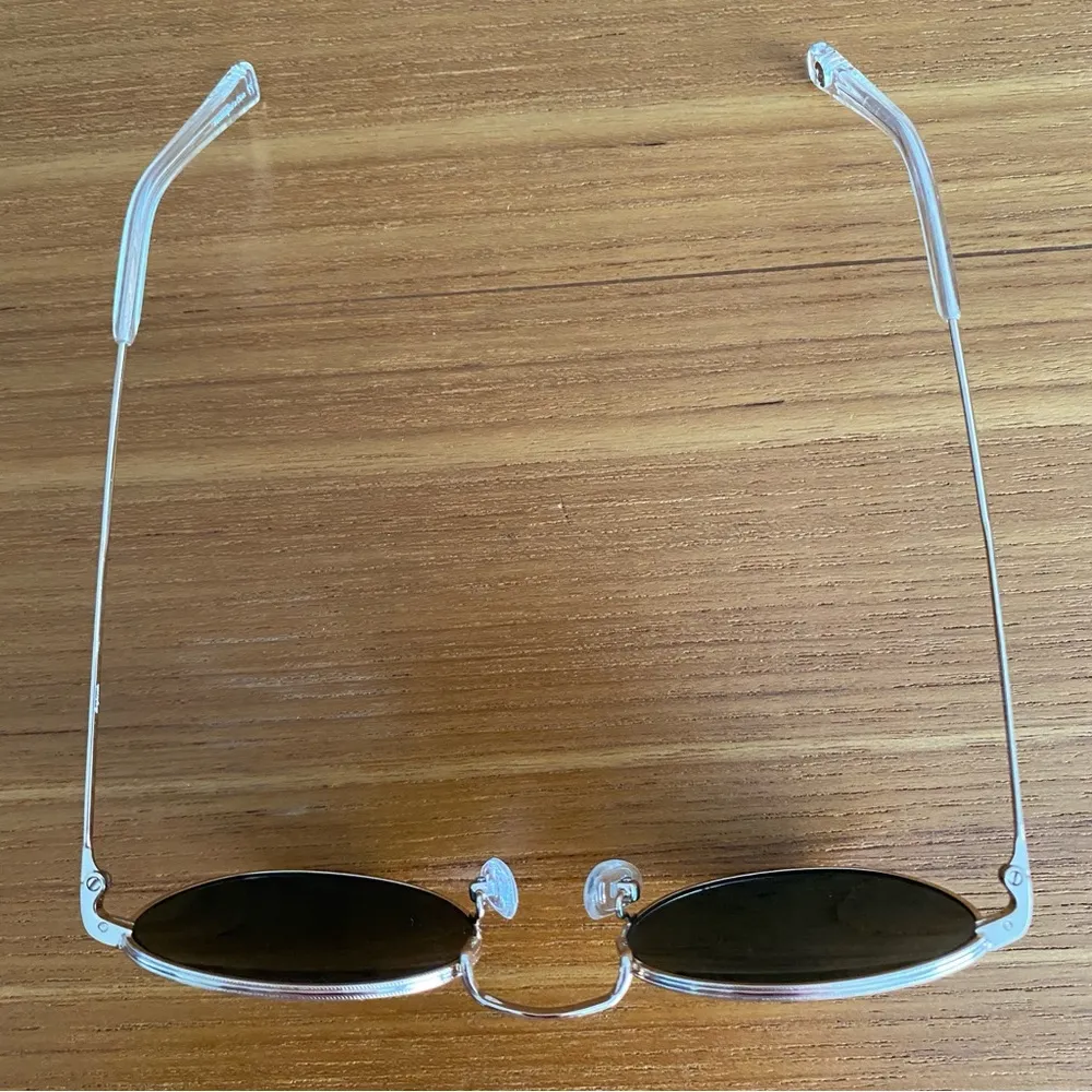 Brightside CHARLIE
JAPANESE GOLD + COPPER MIRROR Unisex - Image 5