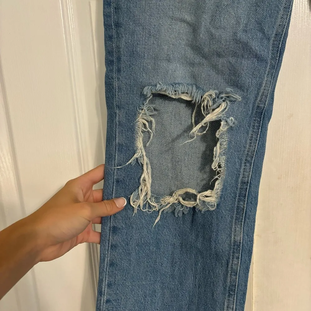 Free People We The Free Maggie Heavily Distressed Crop Jeans - Image 6