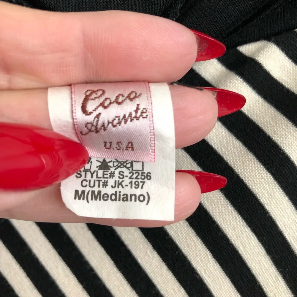 Coco Avante Black/White Strip Maxi Skirt. Size Medium - Image 5