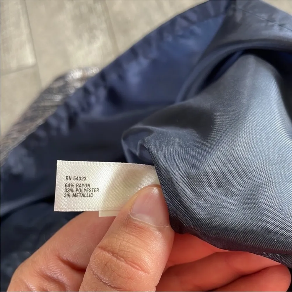 GAP Size 10 Silver and Blue Metallic Skirt. - Image 6