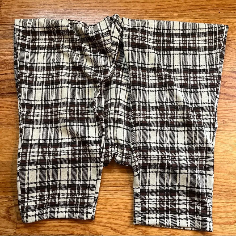 Free people Brecan trouser pant in cream and brown plaid size large - Image 9