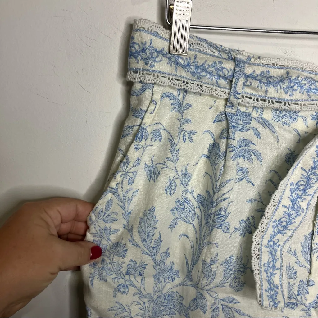 Laura Ashley 100% linen shorts tie blue floral pattern women’s size large preppy - Image 2