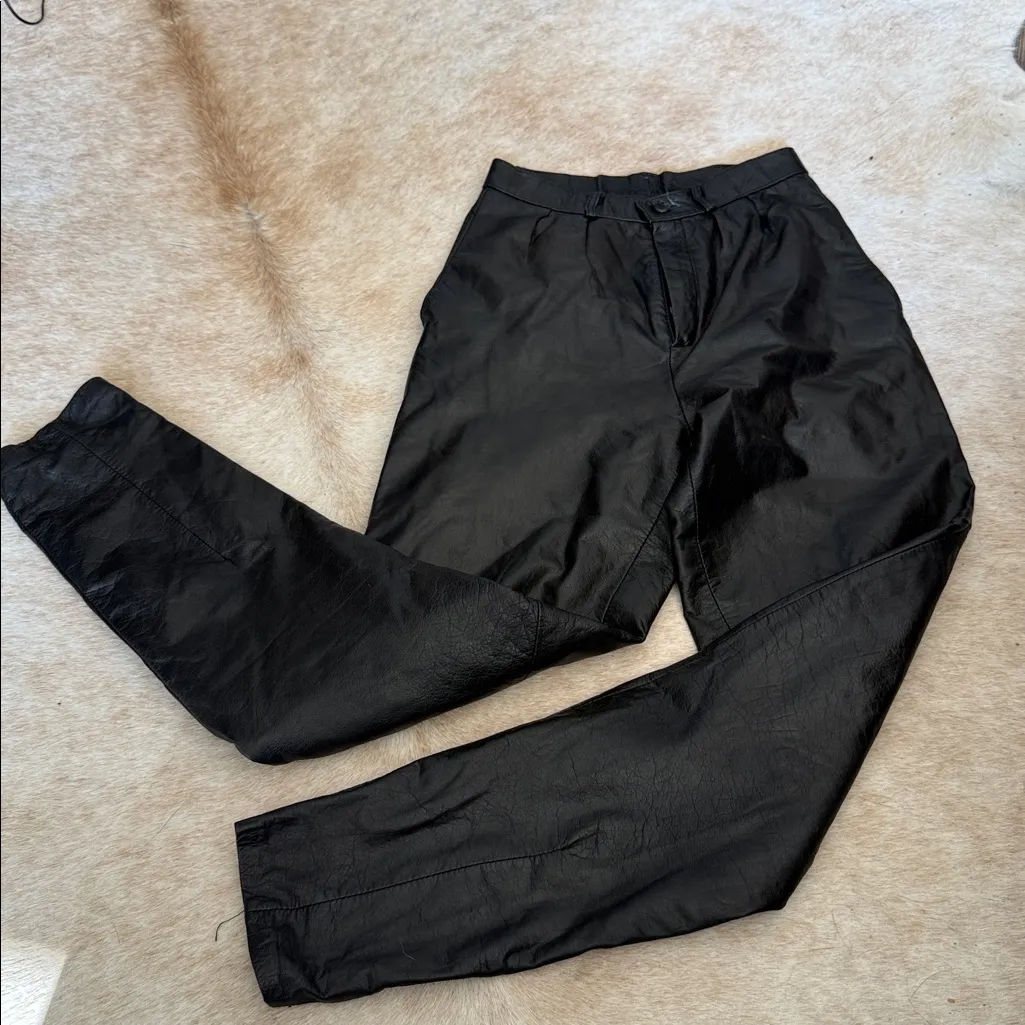 Wilsons vintage high waisted Leather pants size 4 - Image 5