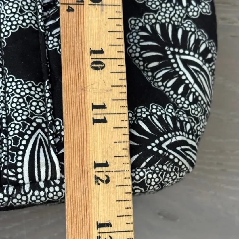 Very Bradley Get Carried Away Tote Blanco Bouquet EUC - Image 6