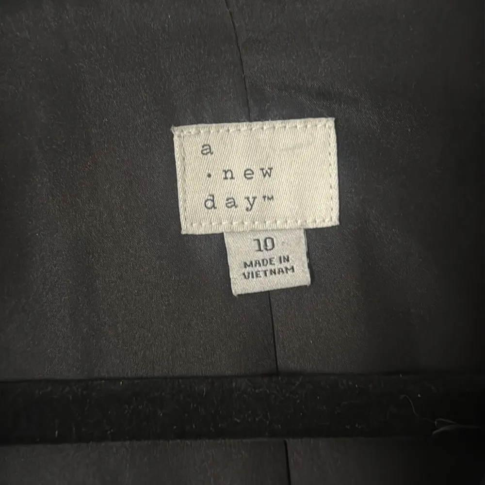 a new day Black Classic Blazer with bronze buttons size 10 - Image 2