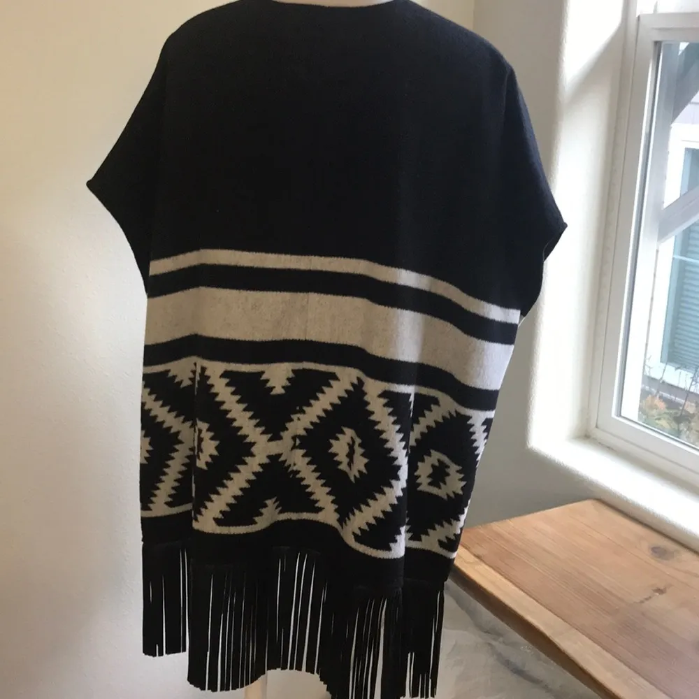 BCBGeneration Tribal Print Fringe Cape - Image 4