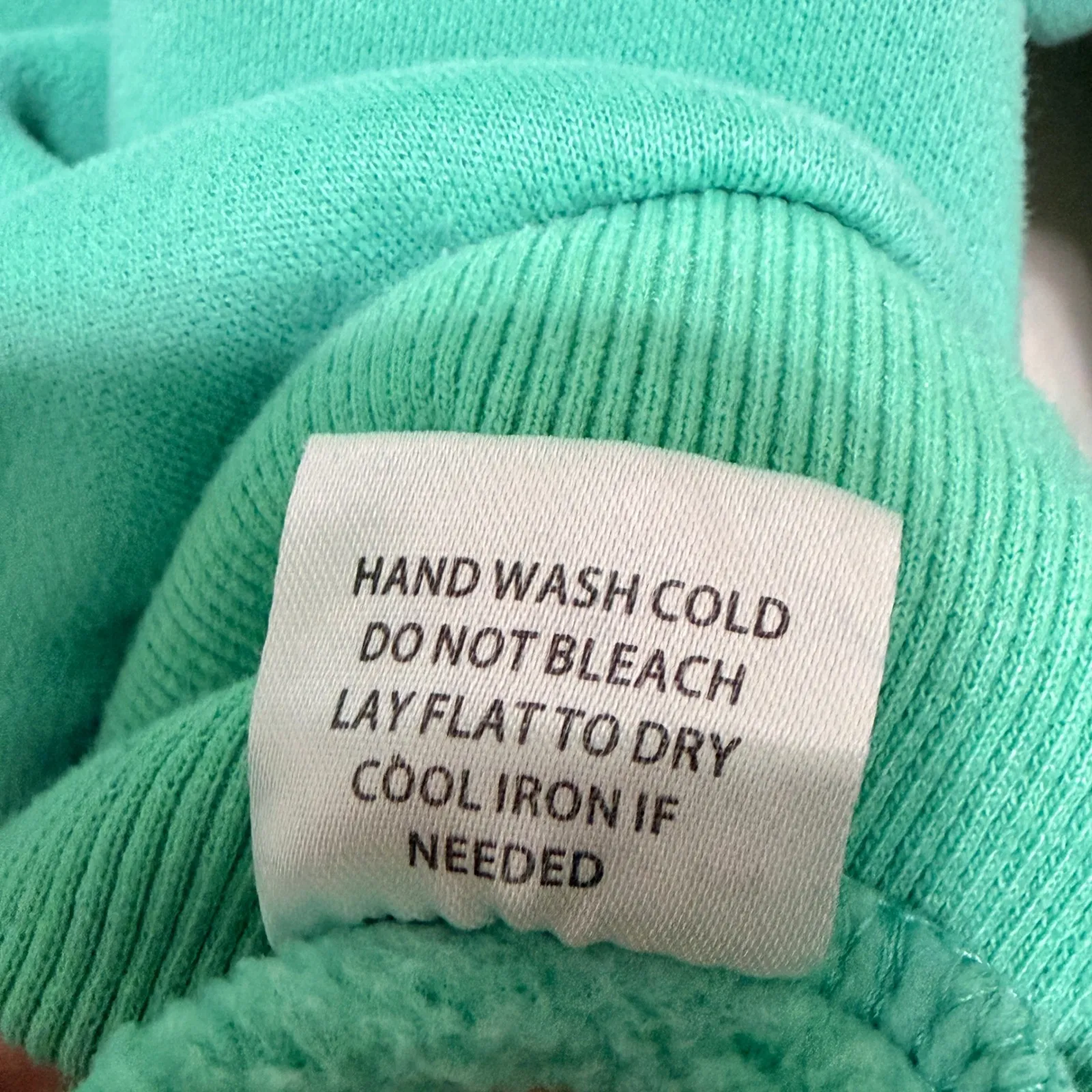 YLLW The Label "Just Enjoy Where You Are Now" Sweatshirt Mint Green - Image 7