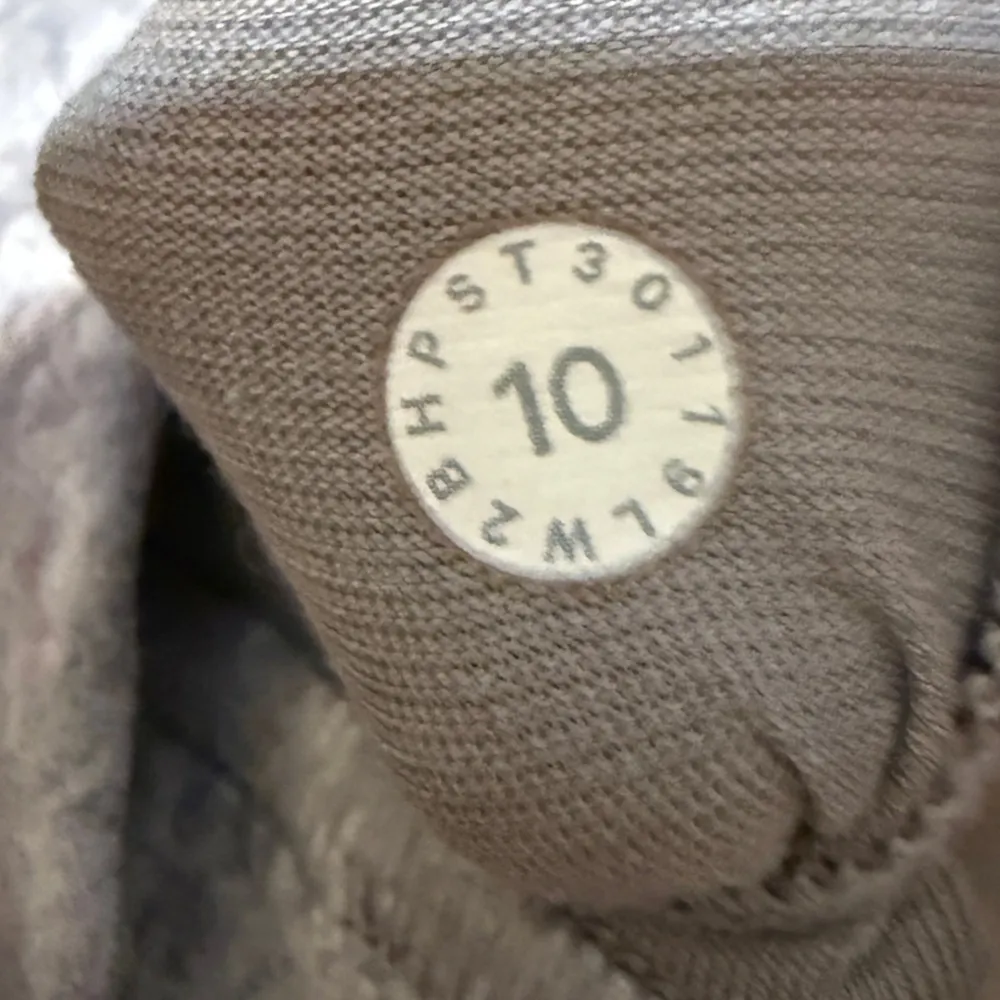 Lululemon sports bra - Image 4