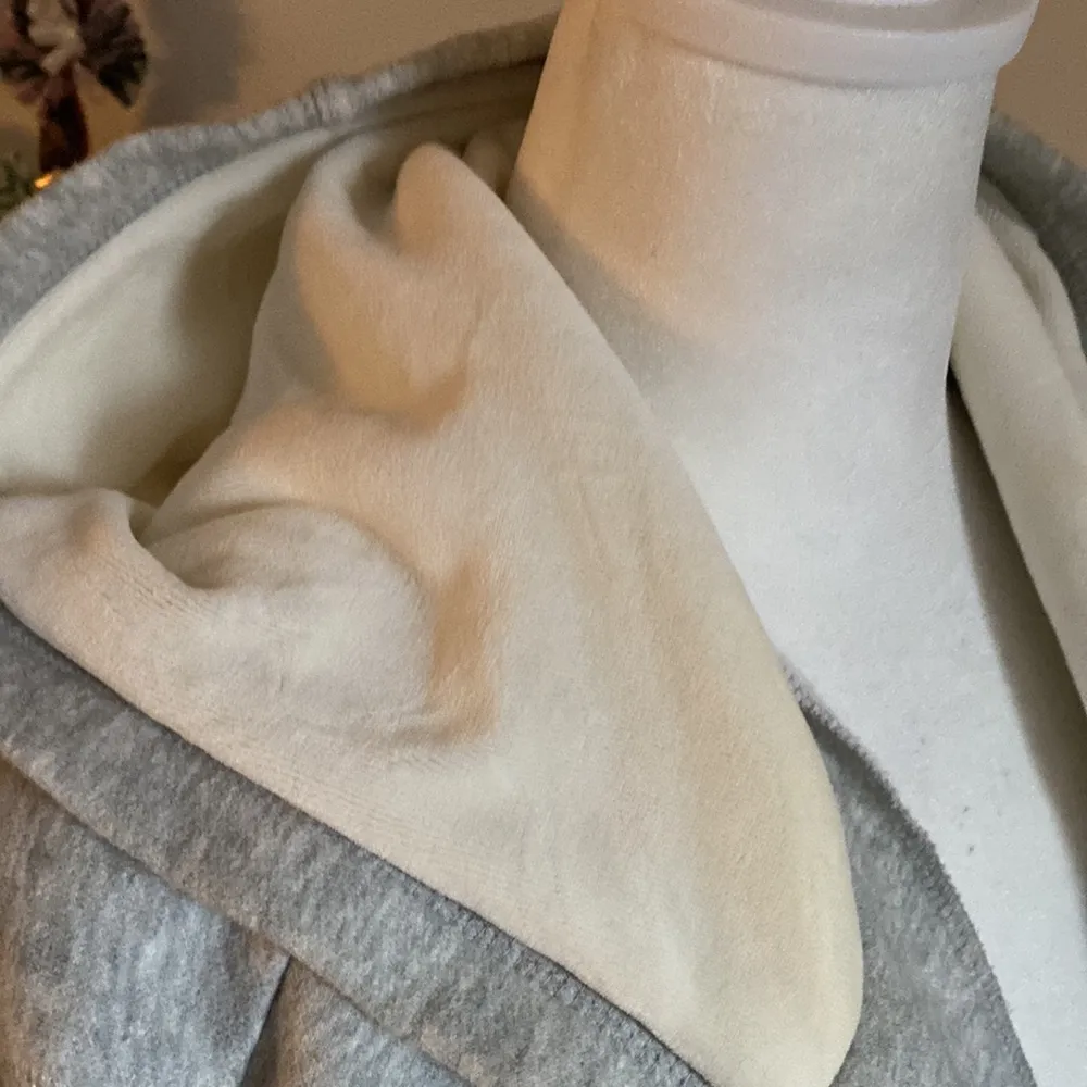 Pacer Women’s Zip Up Mixed Material Colorblock Velour and Sweatshirt Jacket Gray Size L - Image 6