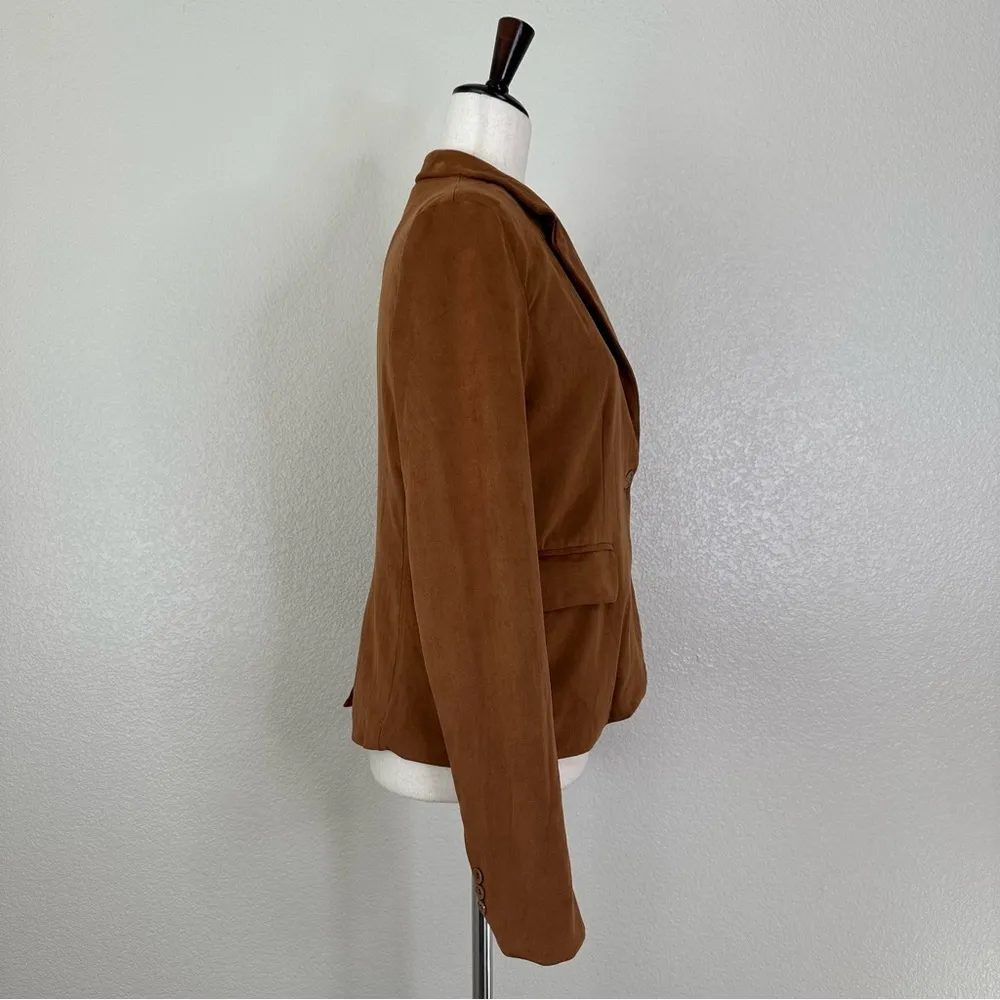 NWOT Sincerely Jules Women's Brown Suede One Front Button Blazer, Sz Medium - Image 6