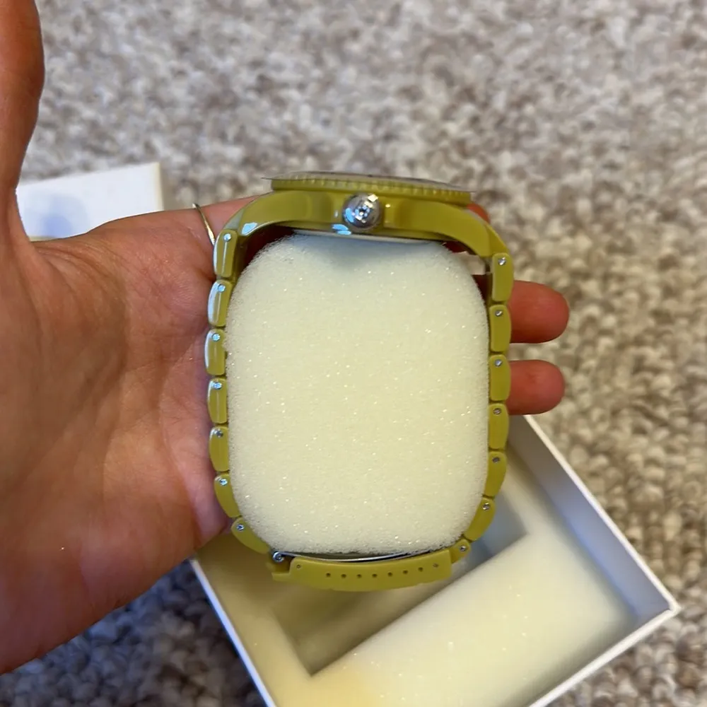 Brand New Invicta Angel Yellow Watch - Image 2