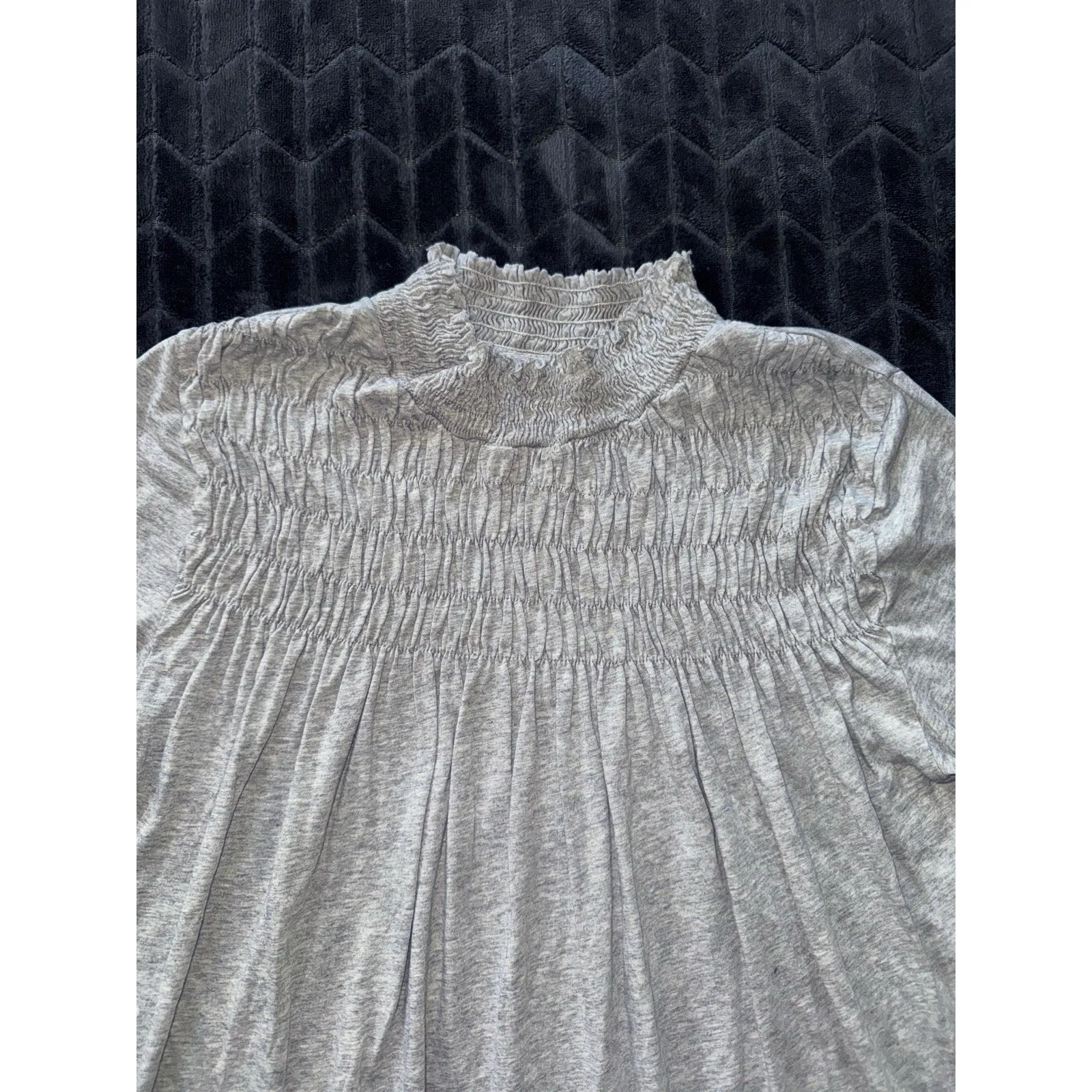 Sundance Gabrielle Dreamer‎ Gray Top Long Sleeve Ruffle Mock Neck Size Small - Image 3