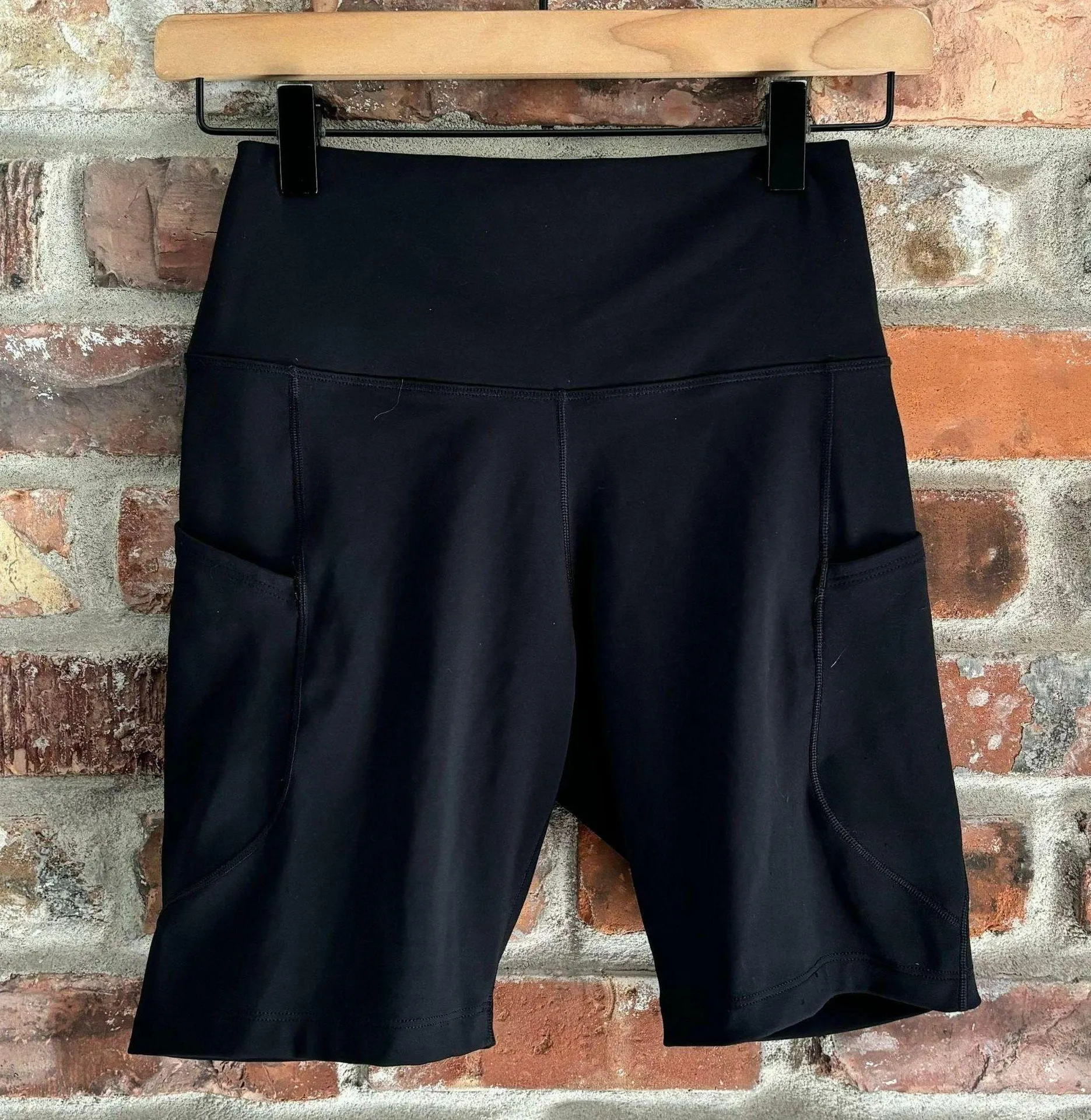 Nike One High Rise Biker Shorts Black - Image 2