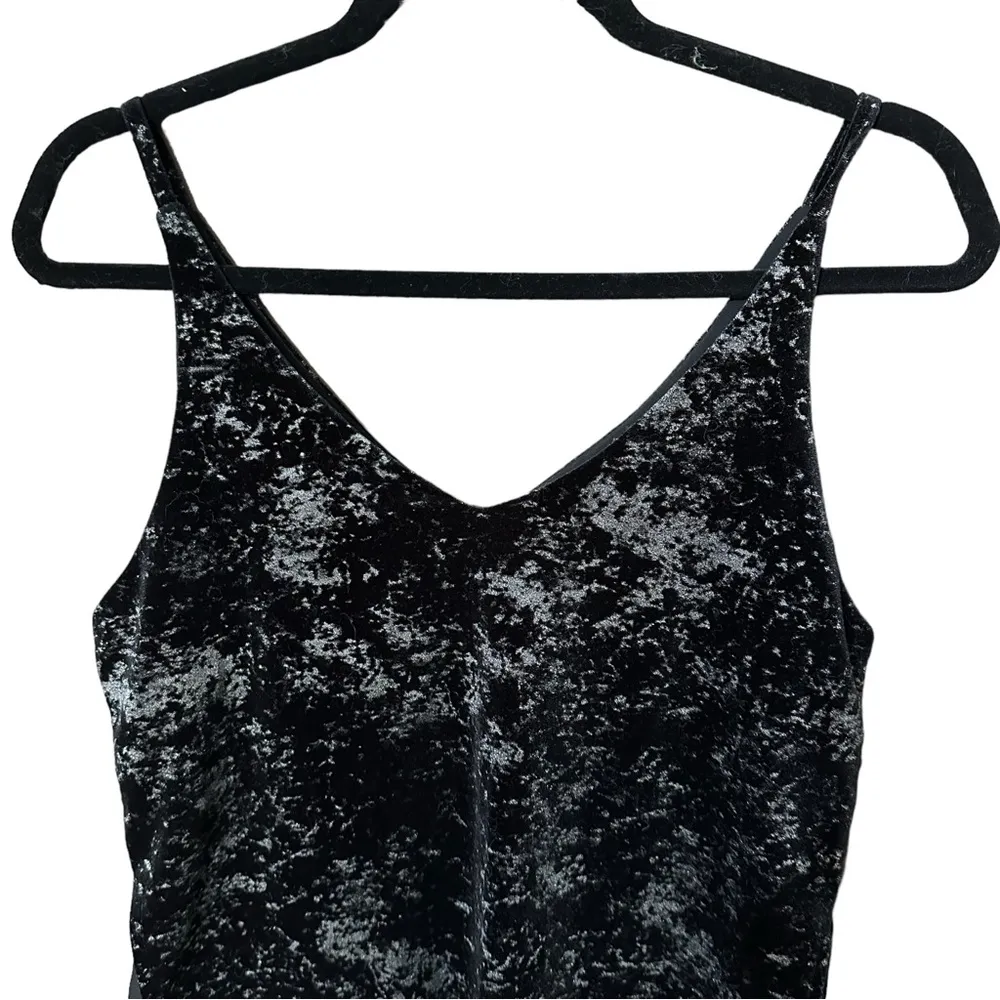 Romeo & Juliet Couture Black Crushed Velvet Cami Sz XS - Image 4